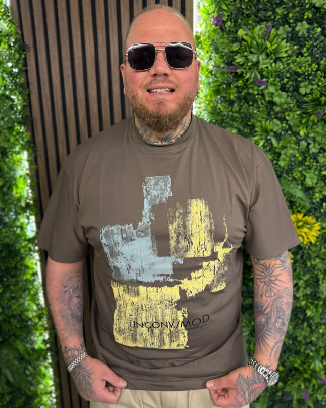 T-SHIRT STAMPA TESSUTO LEGGERO “UNCONV”