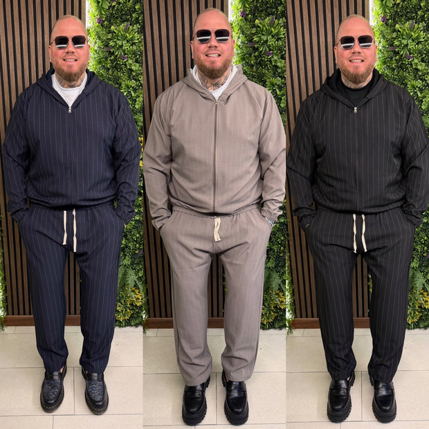 <h2><em><strong>“</strong></em>THE OUTFIT OF THE MOMENT<em><strong>”</strong></em></h2>